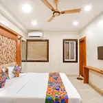 Fabhotel Dreamworld Residency